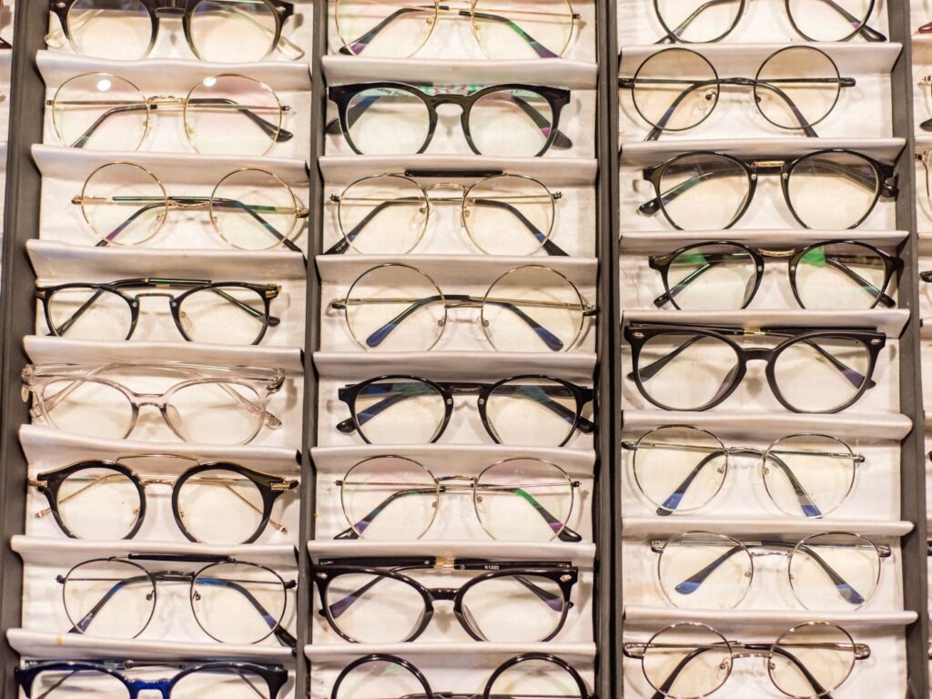 Fisheye Opticians | Eye Examinations | Eye Conditions | Glasses & Spectacle Lenses | Contact Lenses